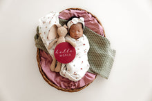 Load image into Gallery viewer, Snuggle Hunny Ladybug Organic Baby Jersey Wrap Set