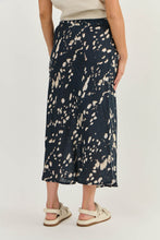 Load image into Gallery viewer, Naturals by O&amp;J A-line Linen  Skirt - Universe