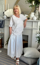 Load image into Gallery viewer, Valia Isabelle Linen  Skirt - Pearl