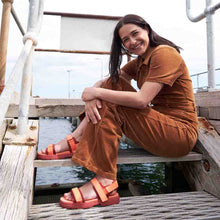 Load image into Gallery viewer, Merry People Lochie Sandal - Peach