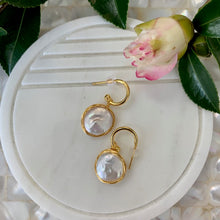 Load image into Gallery viewer, i me - Pearl and Gold Earinngs - Pearl and Silver
